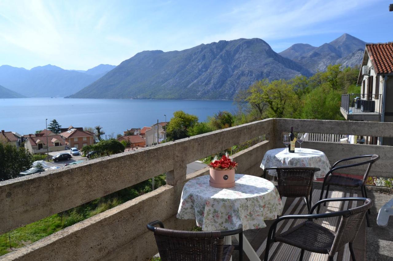 Apartments Dobrisa Котор Экстерьер фото