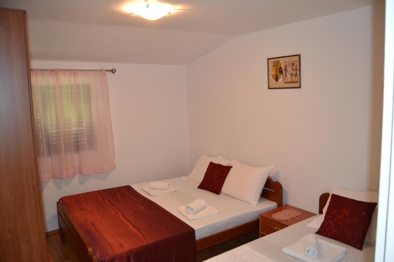 Apartments Dobrisa Котор Экстерьер фото
