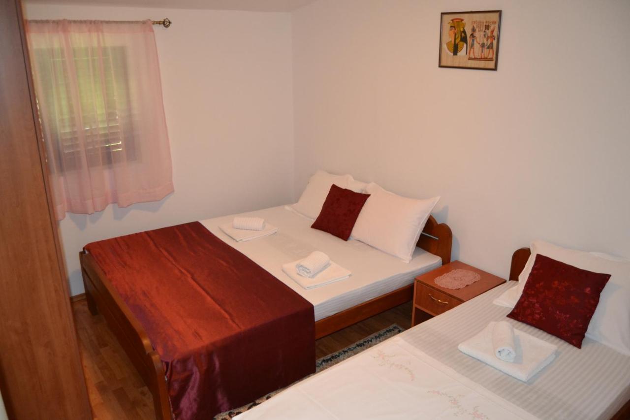 Apartments Dobrisa Котор Экстерьер фото