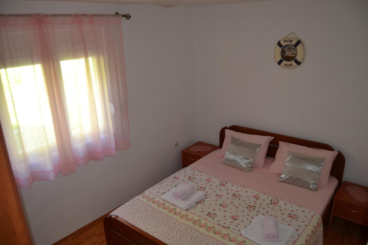 Apartments Dobrisa Котор Экстерьер фото
