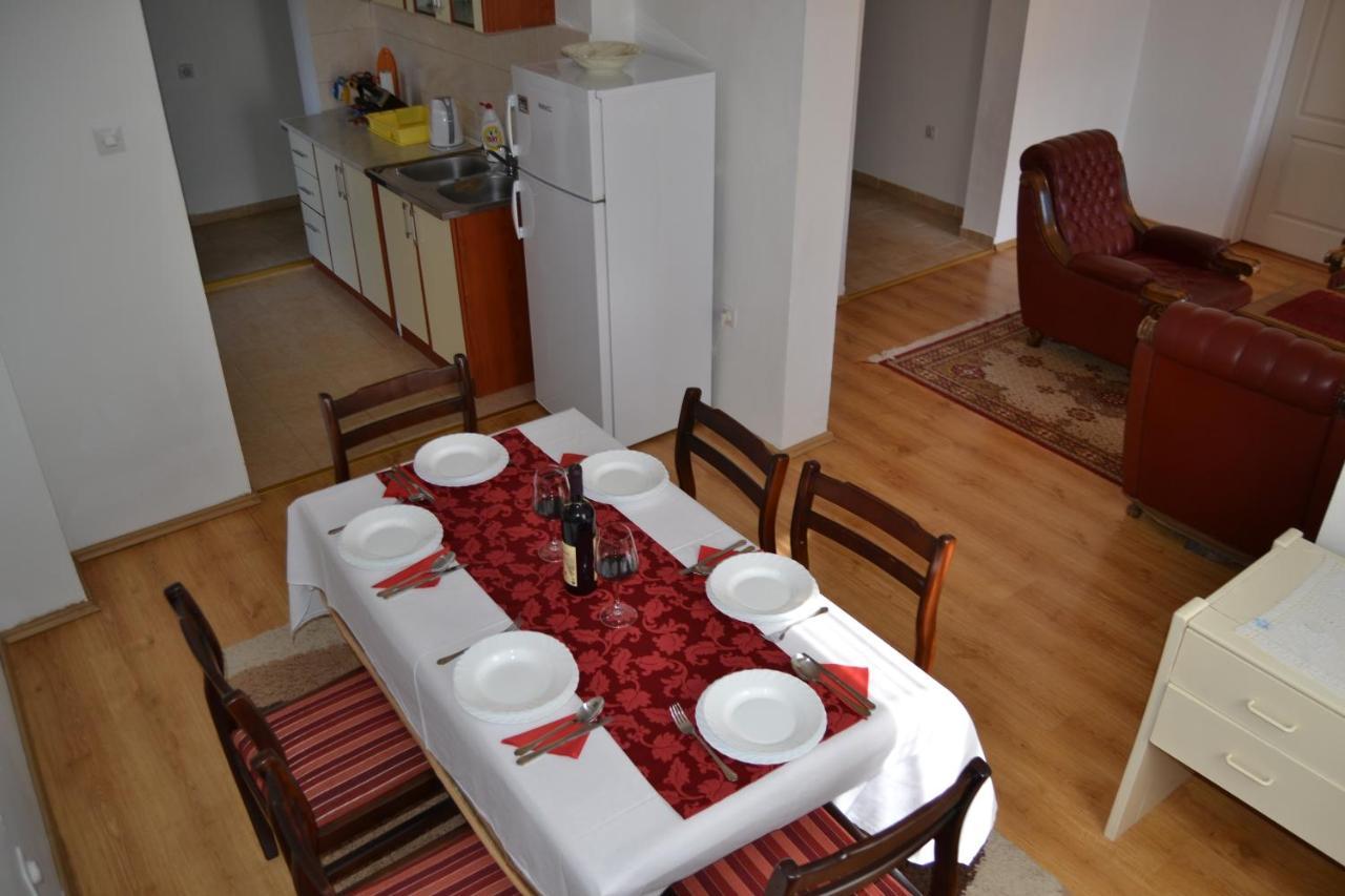 Apartments Dobrisa Котор Экстерьер фото