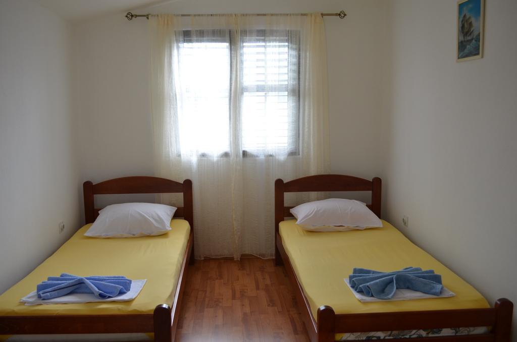 Apartments Dobrisa Котор Номер фото