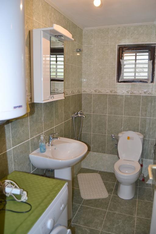 Apartments Dobrisa Котор Экстерьер фото