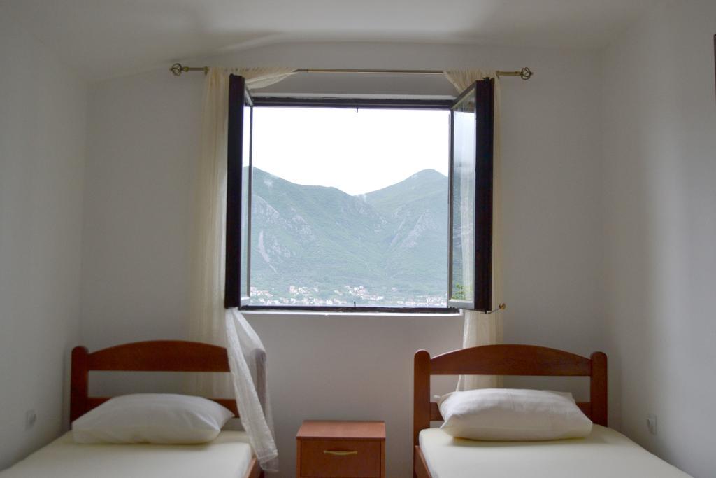 Apartments Dobrisa Котор Экстерьер фото
