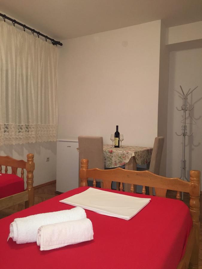 Apartments Dobrisa Котор Экстерьер фото